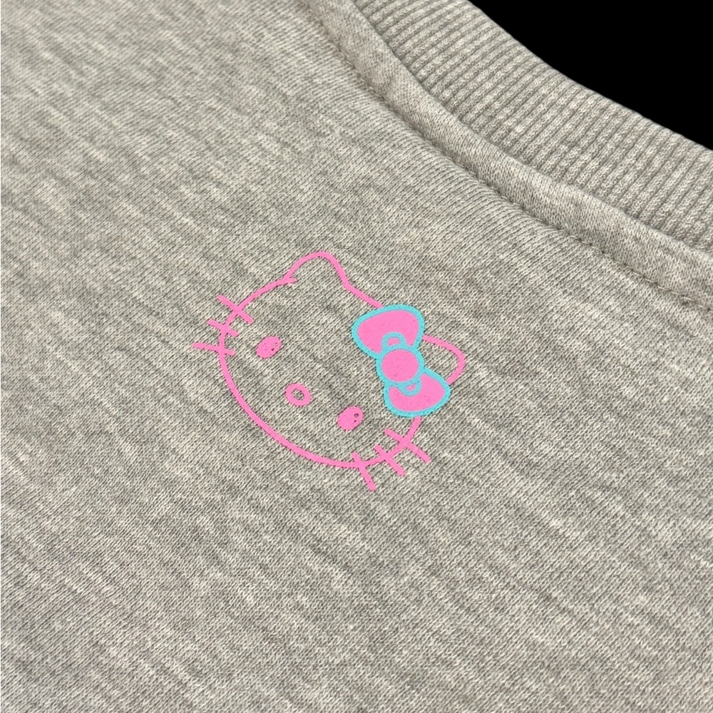 🎀 Hello Kitty x Shoe Palace Embossed Sweatshirt XS Gray Minimal Sanrio Crewneck - Picture 15 of 15